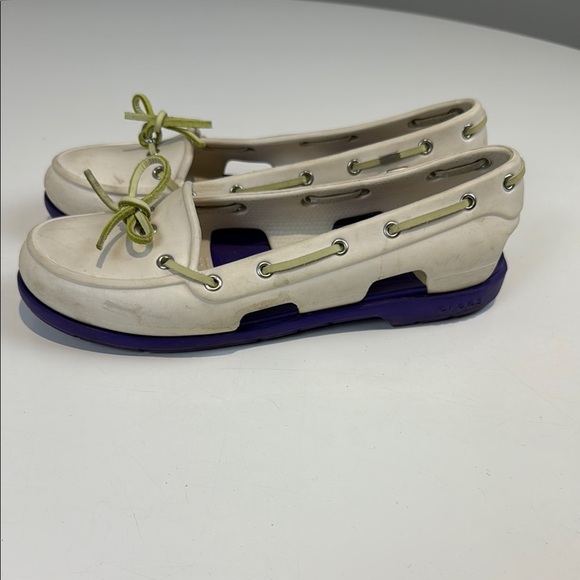 CROCS Cream and Purple Flats with Bow Accent - Picture 7 of 7